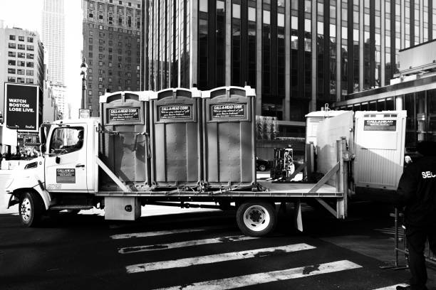Best Portable restroom trailer rental  in Laurie, MO